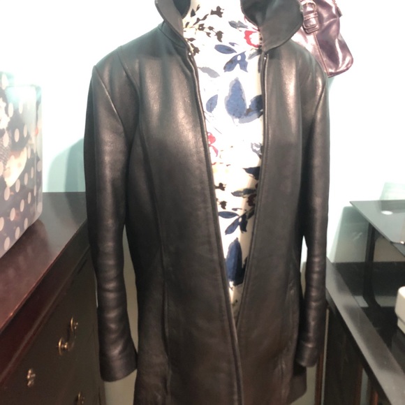 Danier Black Leather coat - Picture 3 of 6